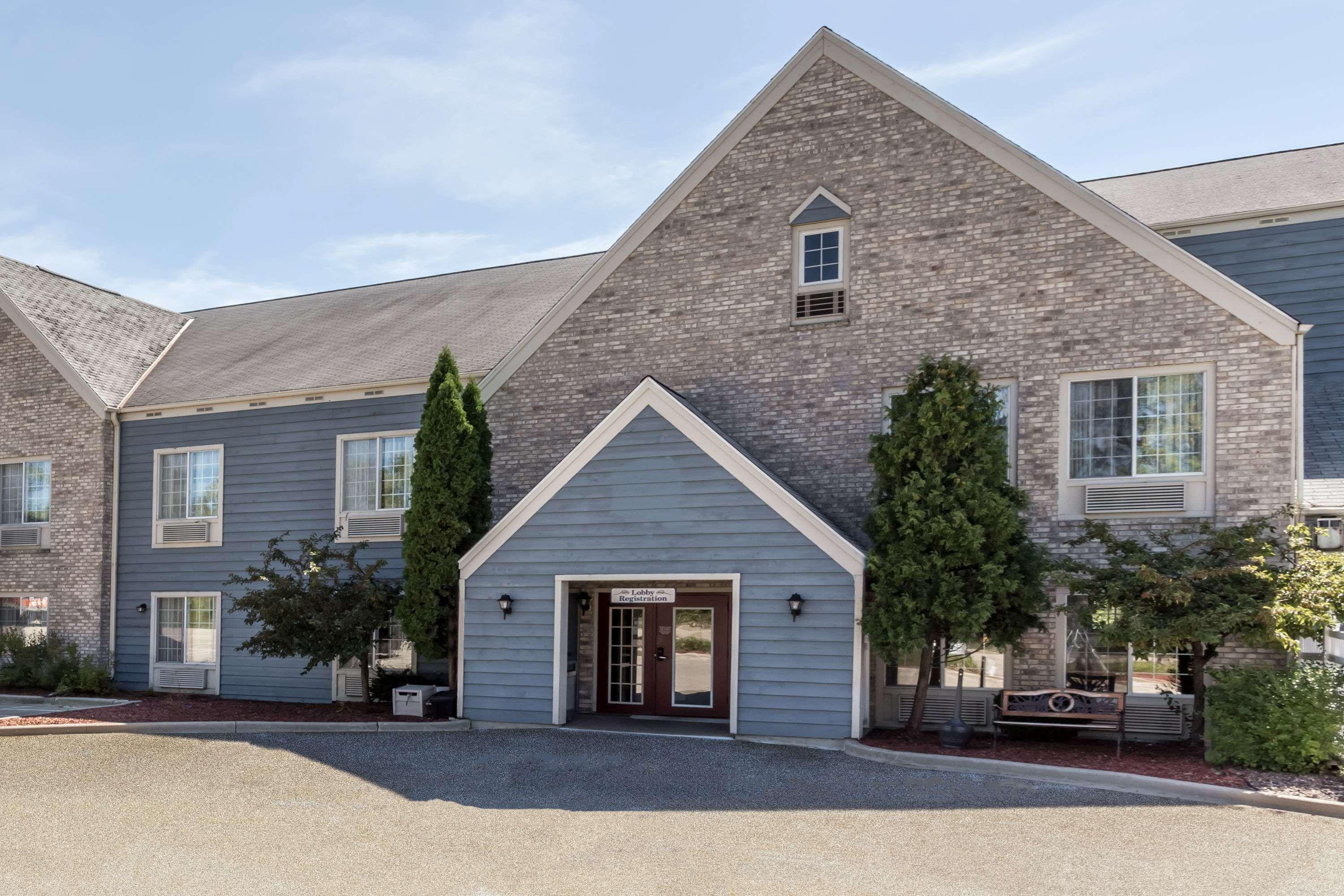 Hotel Baymont By Wyndham Mequon Milwaukee Area Esterno foto