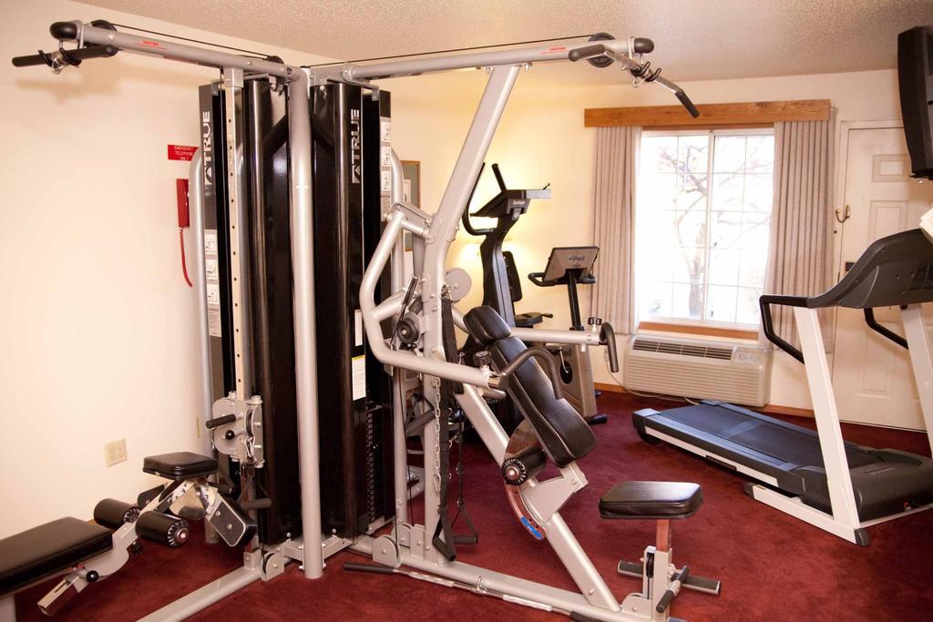 Hotel Baymont By Wyndham Mequon Milwaukee Area Esterno foto