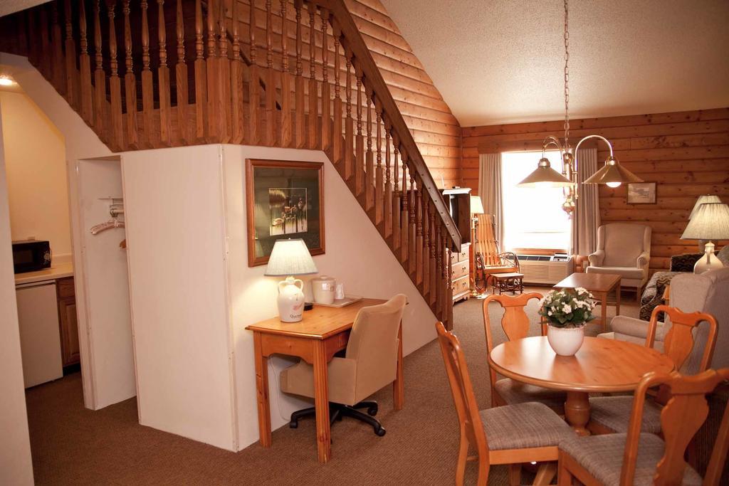Hotel Baymont By Wyndham Mequon Milwaukee Area Esterno foto